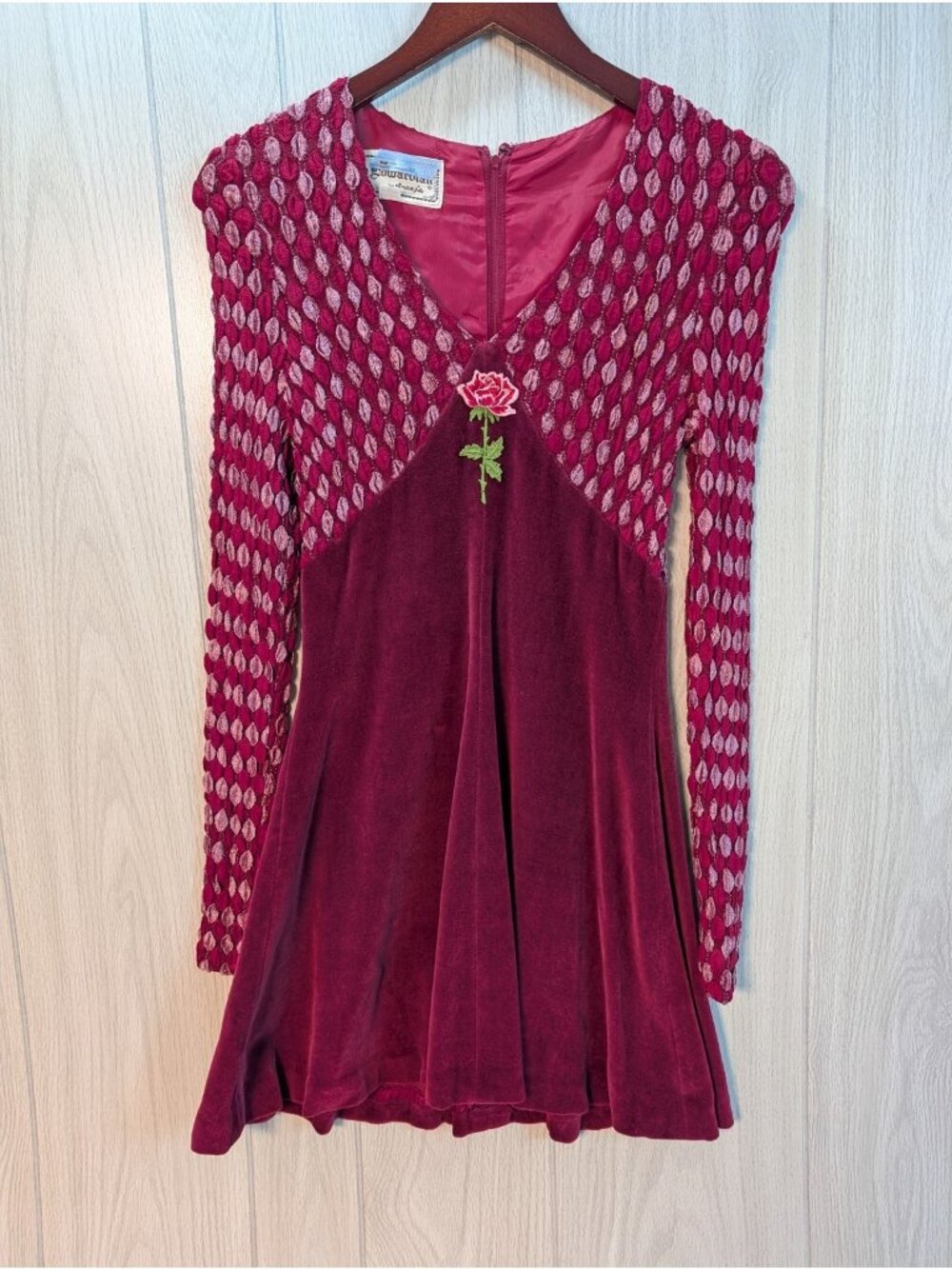 Vintage Flirty 60's-70's Arpeja Young Rose Short Velvet Dress W/Design Sz 11